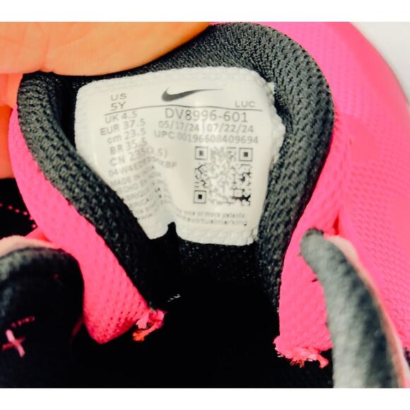 Nike Hustle D 11 Sneakers Girls 5Y Pink Wht Blk Basketball Shoes DV8996 601 NWT - Picture 6 of 6